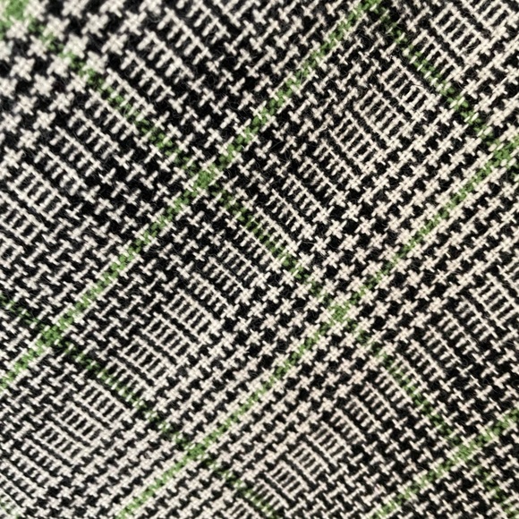 Plaid skirt Ricki’s 8 - Picture 3 of 4